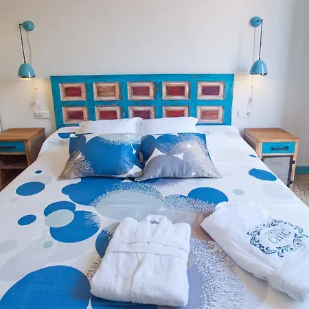 Bed & Breakfast Chic 3*