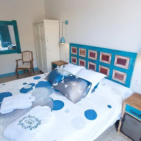 Chic Bed & Breakfast 3*
